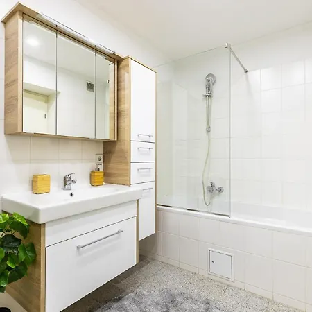 Live Centrally In A Spacious And Modern Apartment In Vienna Exterior photo