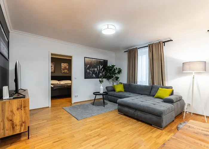 Live Centrally In A Spacious And Modern Apartment In Vienna